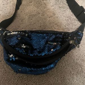 sequence FannyPack from Claires